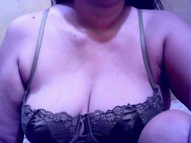 SweetMonlight webcam