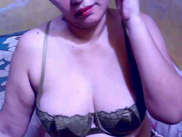 SweetMonlight webcam