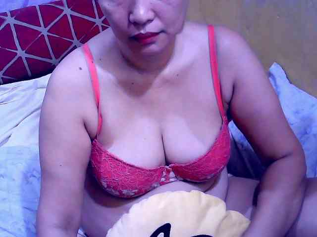 SweetMonlight webcam