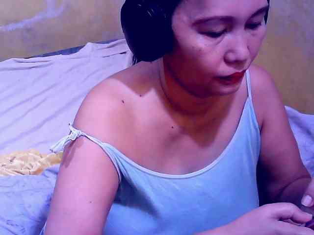 SweetMonlight webcam