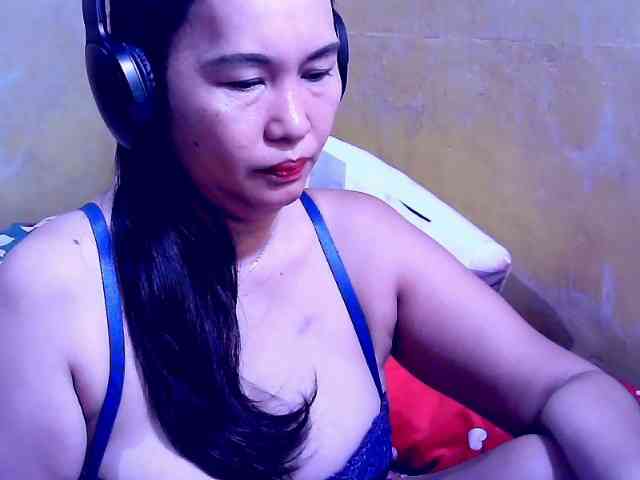 SweetMonlight webcam
