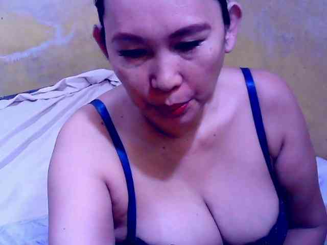 SweetMonlight webcam