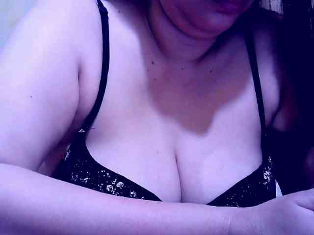 SweetMonlight webcam