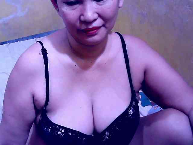 SweetMonlight webcam