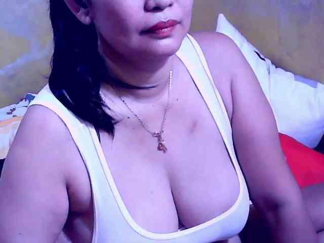 SweetMonlight webcam