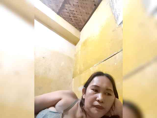 SweetMonlight webcam