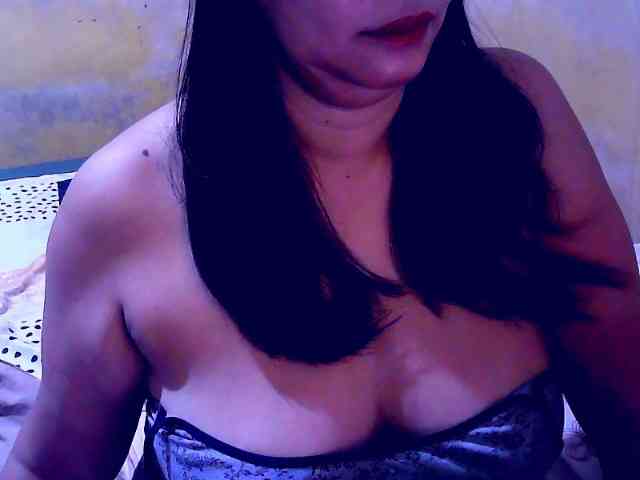 SweetMonlight webcam