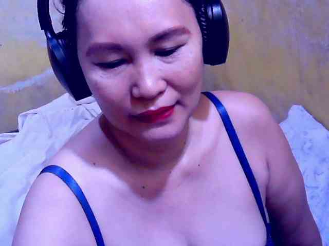 SweetMonlight webcam