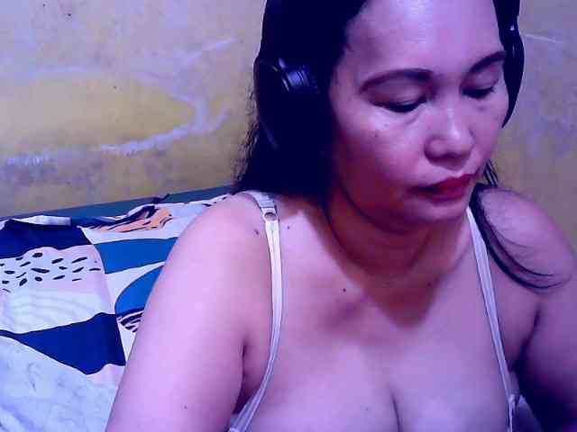 SweetMonlight webcam