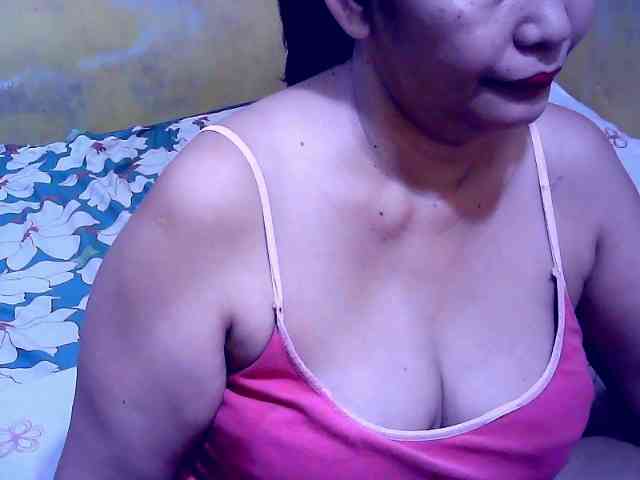 SweetMonlight webcam