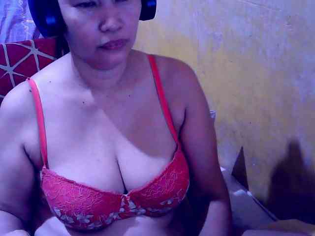 SweetMonlight webcam