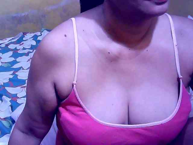 SweetMonlight webcam