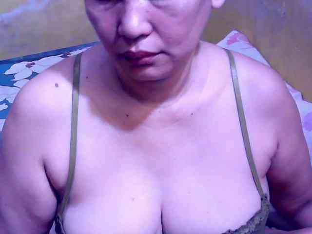 SweetMonlight webcam
