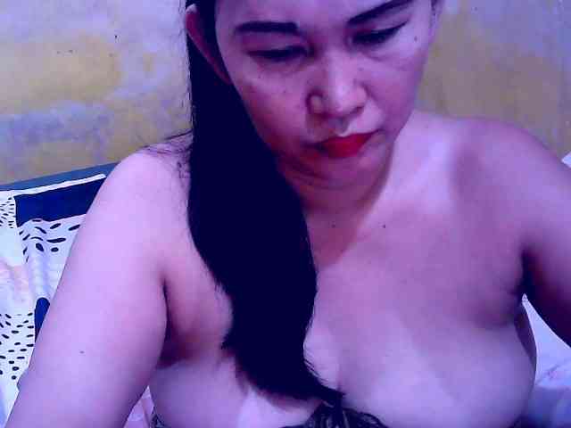 SweetMonlight webcam