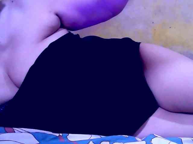 SweetMonlight webcam