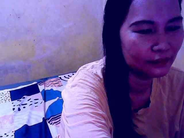 SweetMonlight webcam
