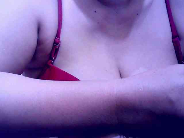 SweetMonlight webcam