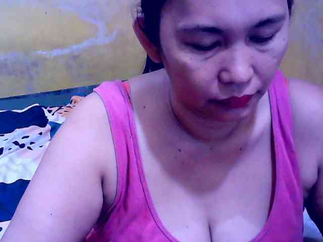 SweetMonlight webcam