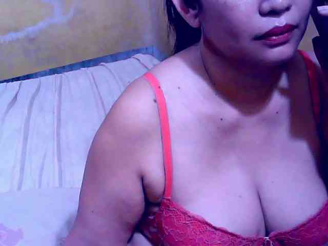 SweetMonlight webcam