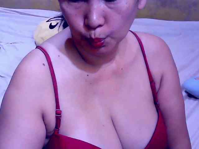 SweetMonlight webcam