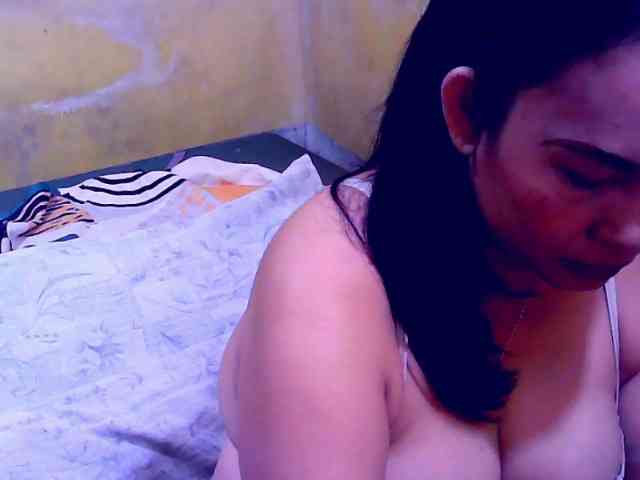 SweetMonlight webcam