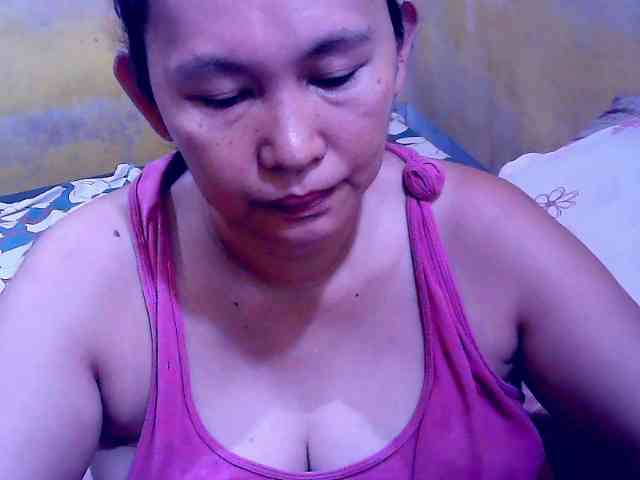 SweetMonlight webcam