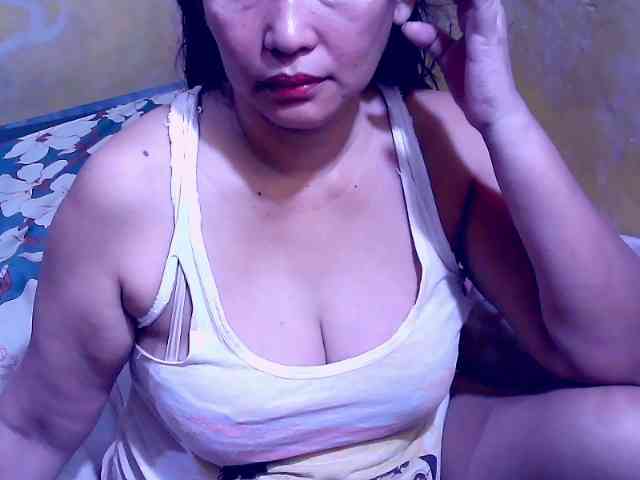 SweetMonlight webcam
