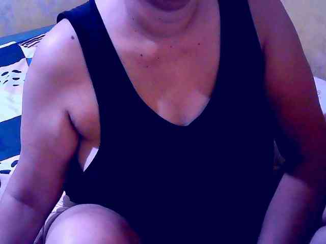 SweetMonlight webcam