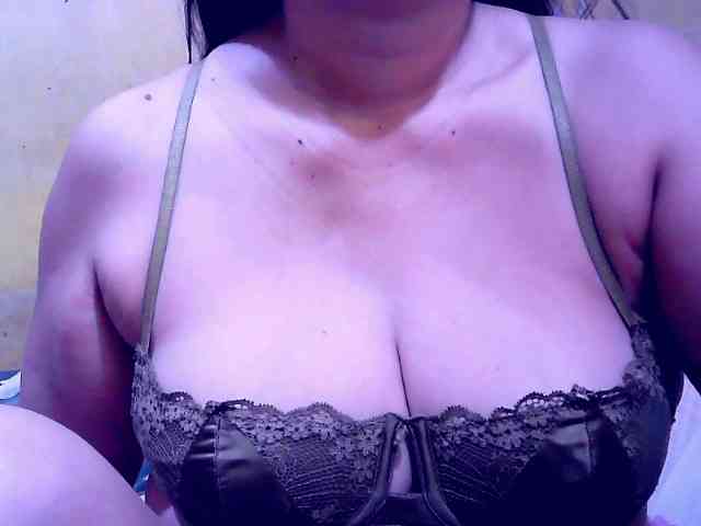 SweetMonlight webcam