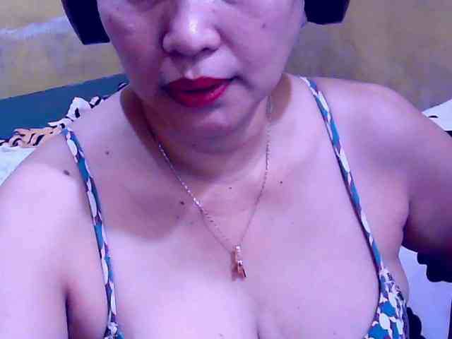 SweetMonlight webcam