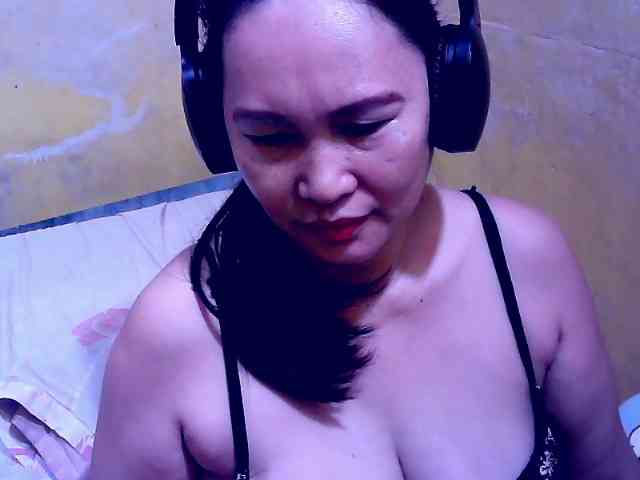 SweetMonlight webcam