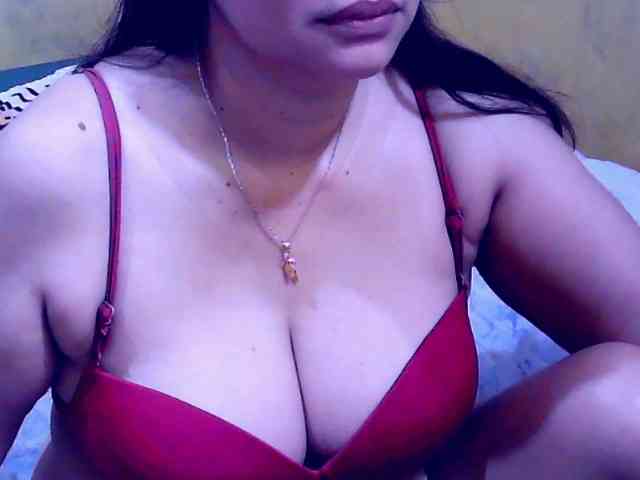 Model: SweetMonlight