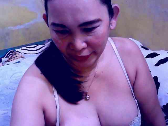 SweetMonlight webcam
