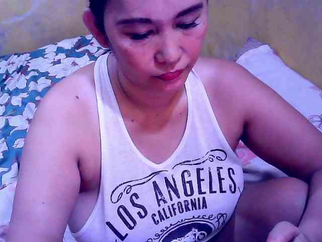 SweetMonlight webcam
