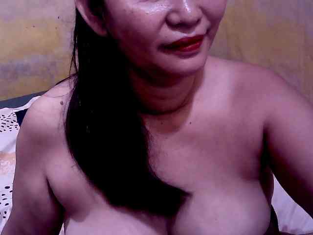 SweetMonlight webcam