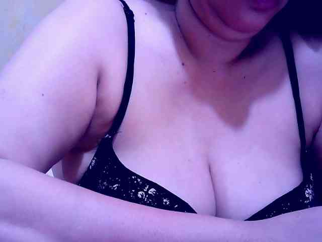 SweetMonlight webcam