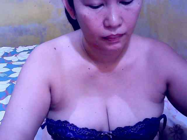 SweetMonlight webcam