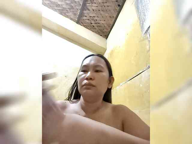 SweetMonlight webcam