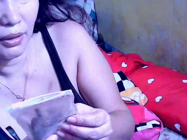 SweetMonlight webcam