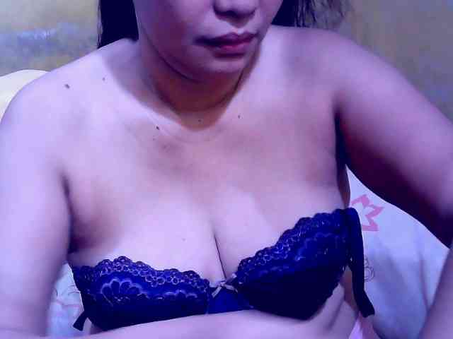 SweetMonlight webcam