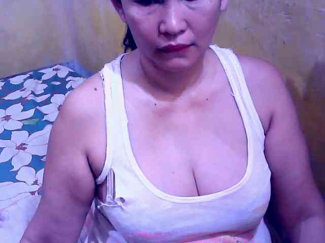 SweetMonlight webcam
