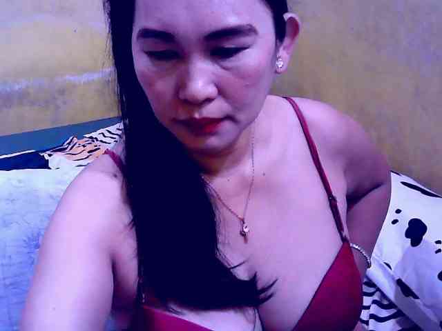 SweetMonlight webcam