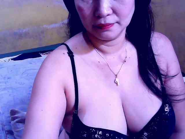SweetMonlight webcam