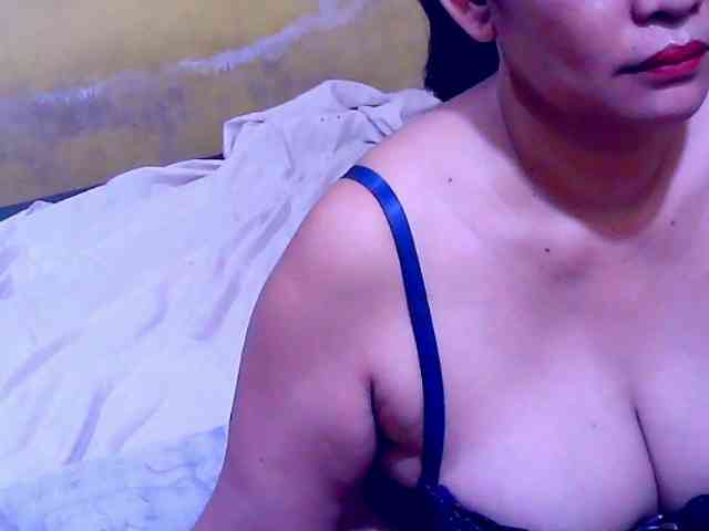 SweetMonlight webcam