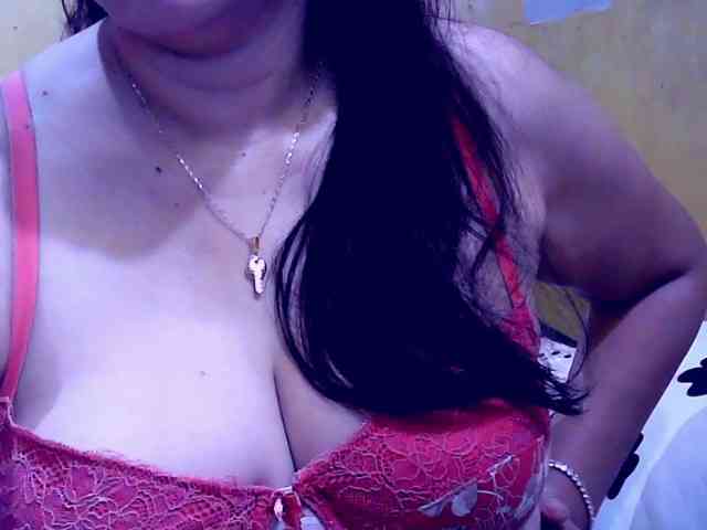 SweetMonlight webcam
