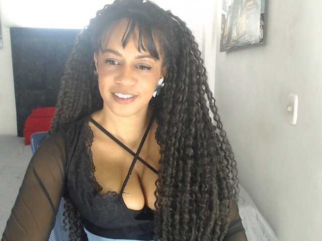 karlie-hot live cam on BongaCams