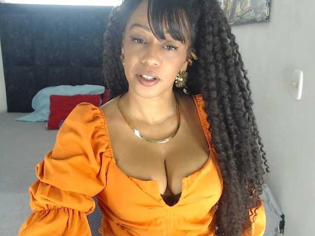 karlie-hot live cam on BongaCams