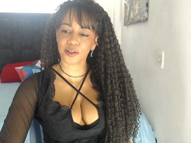 karlie-hot live cam on BongaCams