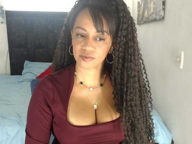 karlie-hot live cam on BongaCams