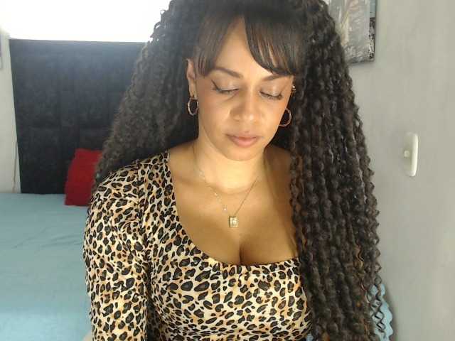 karlie-hot live cam on BongaCams